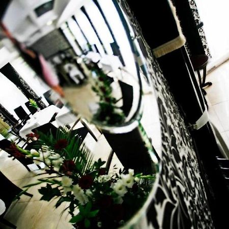 Oyo Clayton Lodge Newcastle-under-Lyme Ngoại thất bức ảnh