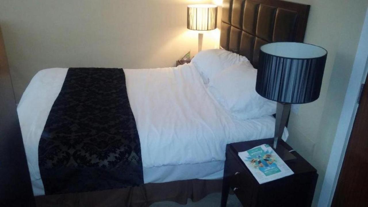 Oyo Clayton Lodge Newcastle-under-Lyme Ngoại thất bức ảnh