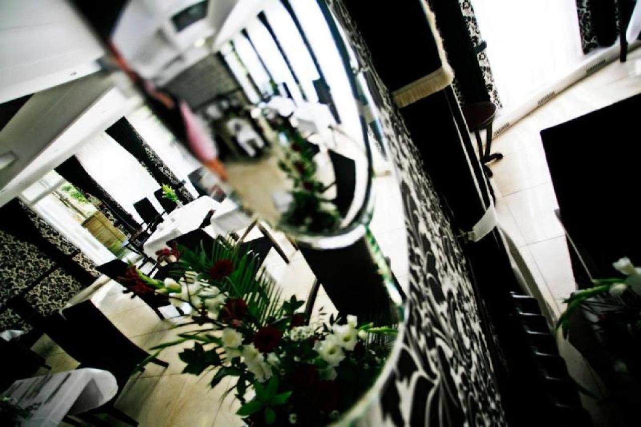 Oyo Clayton Lodge Newcastle-under-Lyme Ngoại thất bức ảnh