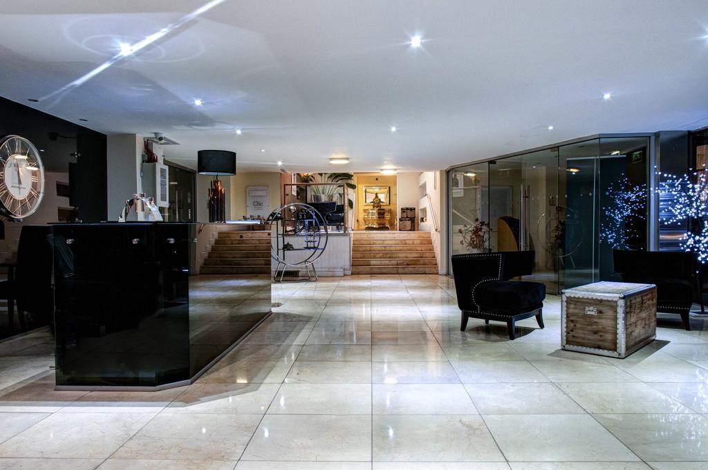 Oyo Clayton Lodge Newcastle-under-Lyme Ngoại thất bức ảnh