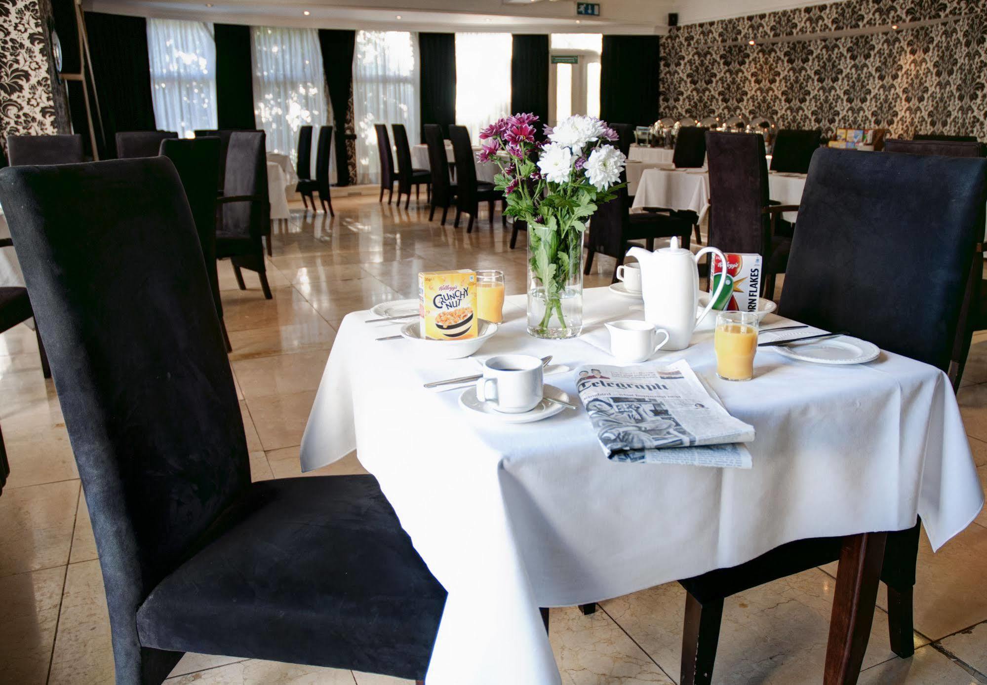 Oyo Clayton Lodge Newcastle-under-Lyme Ngoại thất bức ảnh